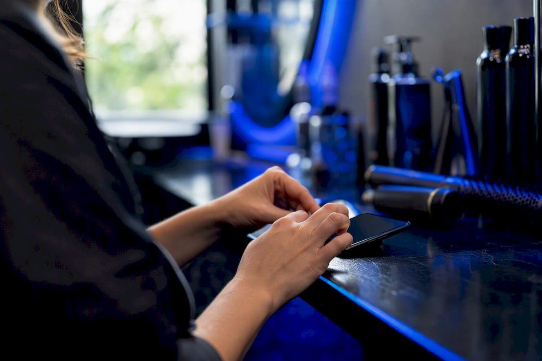 Book More Clients in 90 Days: Salon SEO Basics That Work