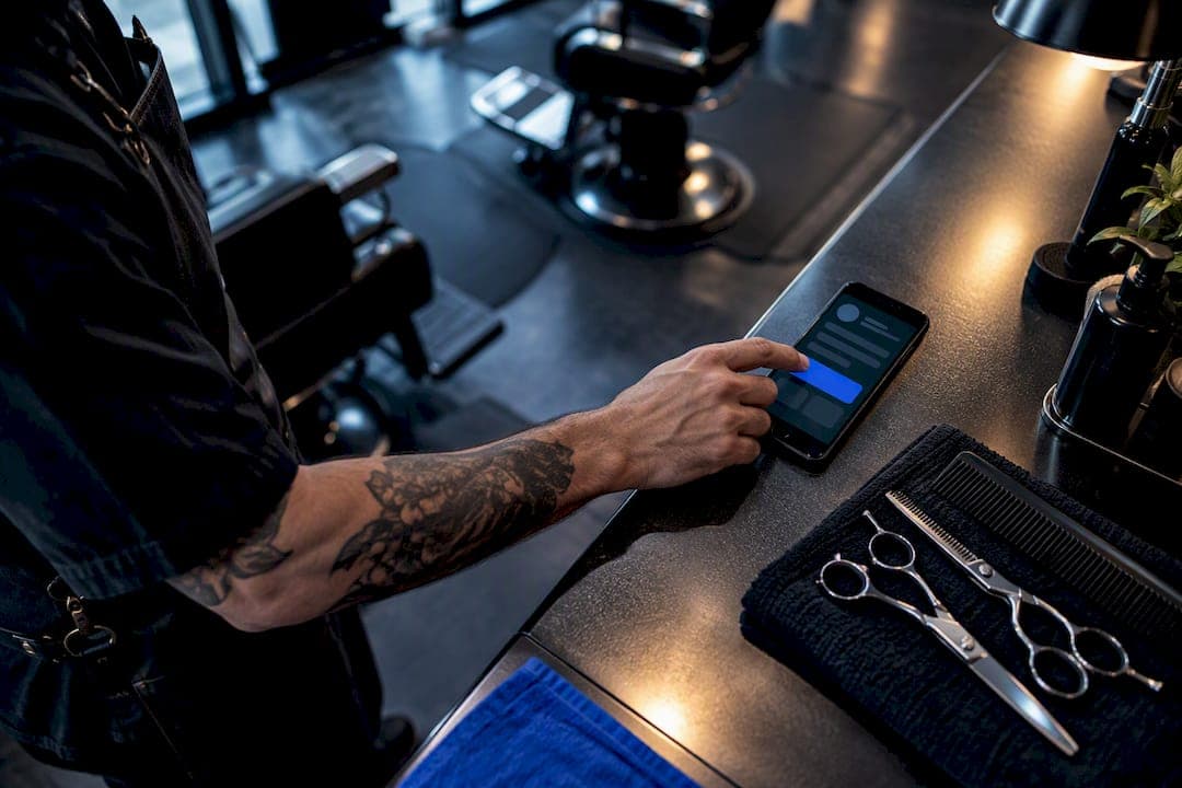 5 Barber App Feature Groups Every Shop Needs, With Shop Size Checklist