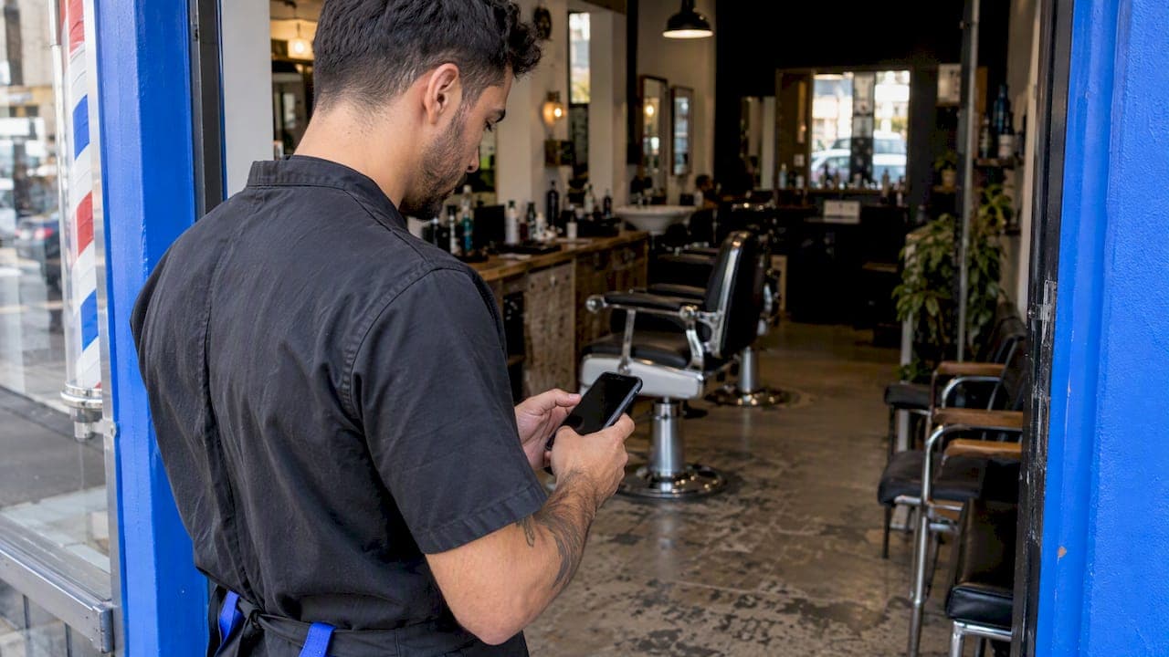 30–90 Day Barbershop Marketing Plan for Solo Owners: Google and Rebooking